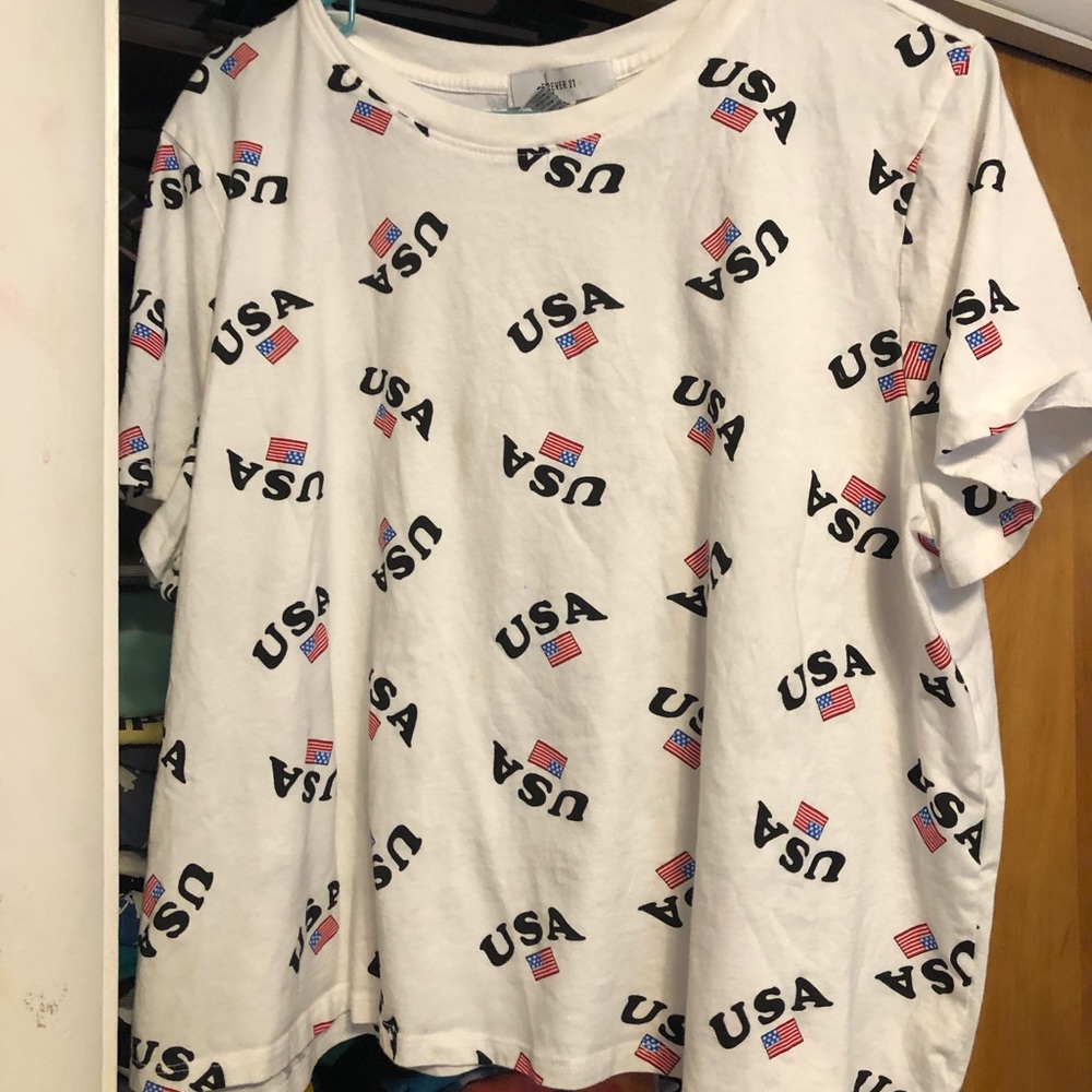 Forever 21 Cropped USA Tee